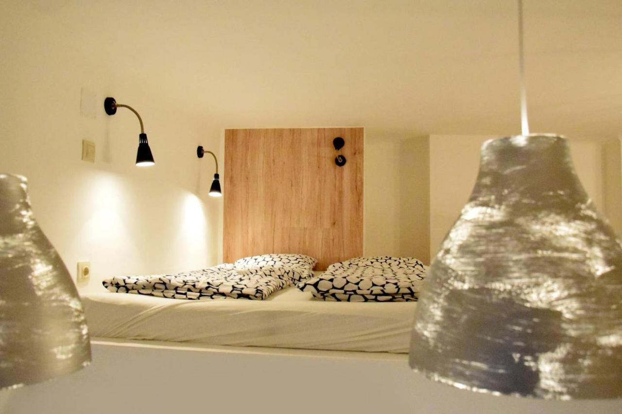 Bpr Rainbow Design Apartamento Budapeste